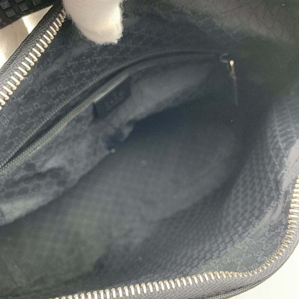 GUCCI Gucci Shoulder Bag - Picture 5 of 8